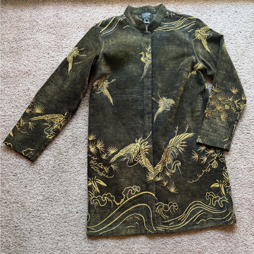 citron woven long sleeve button up medium art to wear asian crane thick material